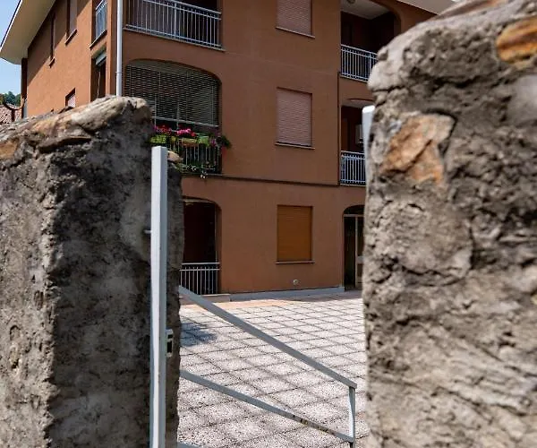 아파트 Casa Comparin 레사